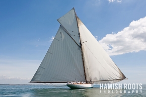 /gallery/cache/classic%20sailing/HRR20100706-540_290_cw290_ch193_thumb.jpg