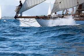 /gallery/cache/classic%20sailing/HRR20131005-181_290_cw290_ch193_thumb.jpg