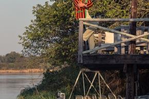/gallery/cache/commercial/portraits/portraits-51-zambezi-rowing-lookout_290_cw290_ch193_thumb.jpg